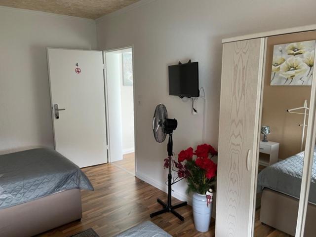 Ferienhaus nähe Bad-Gandersheim mit 5 Schlafzimmer Winzenburg Exterior foto