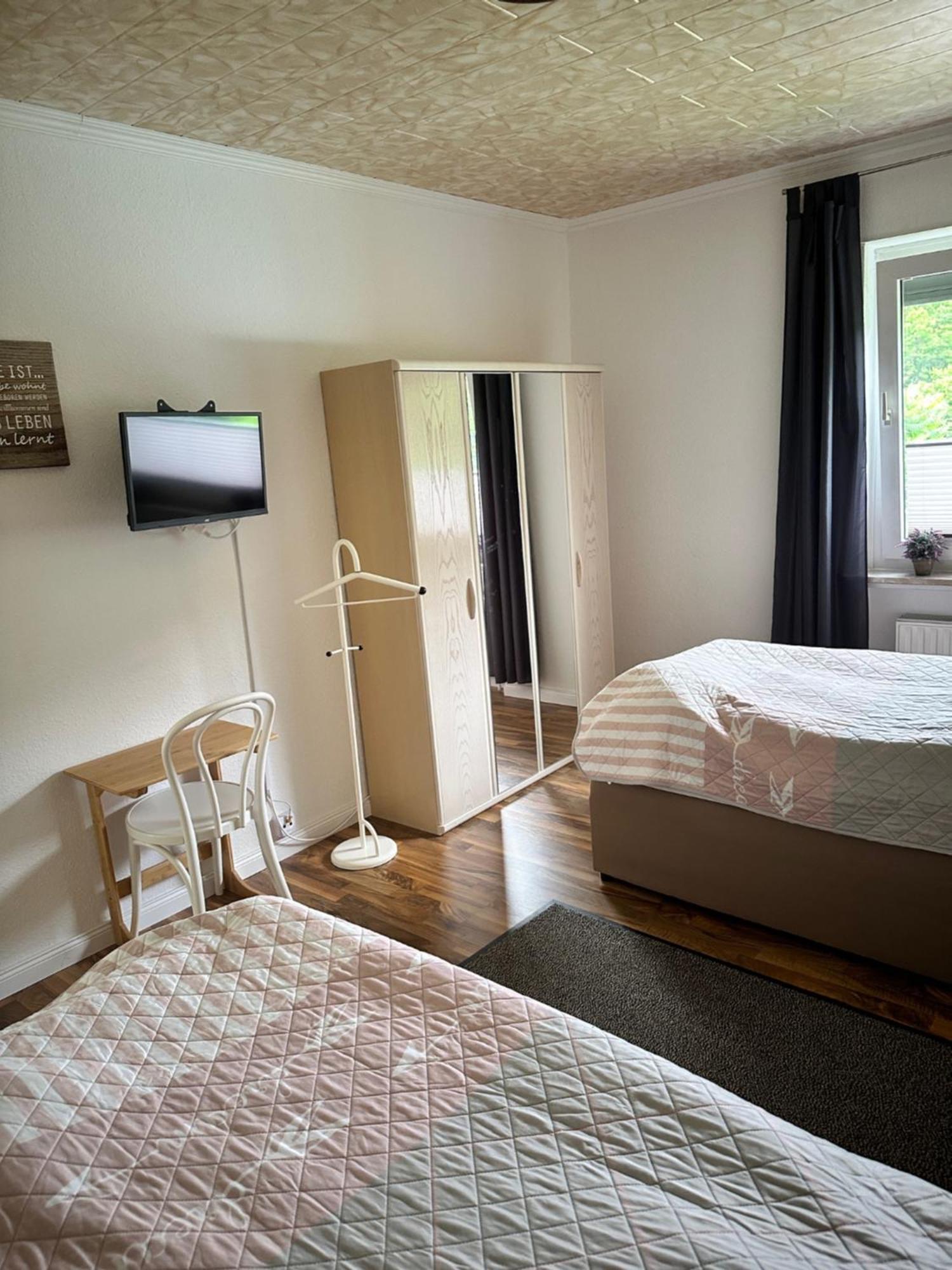 Ferienhaus nähe Bad-Gandersheim mit 5 Schlafzimmer Winzenburg Exterior foto